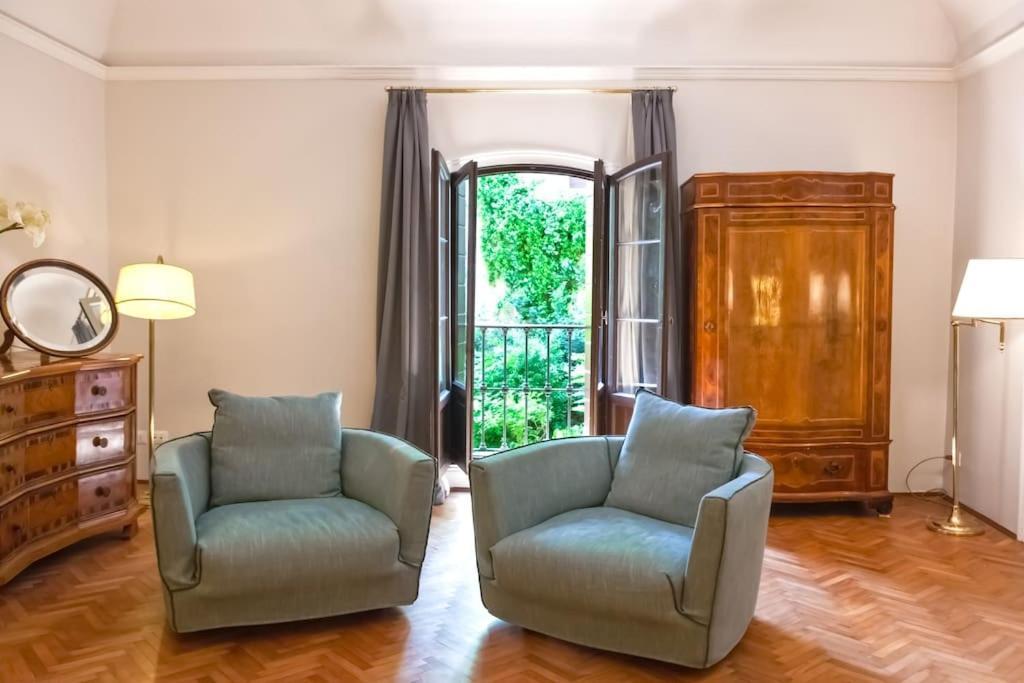 Palazzo Alvera Grand Canal Apartment Venice