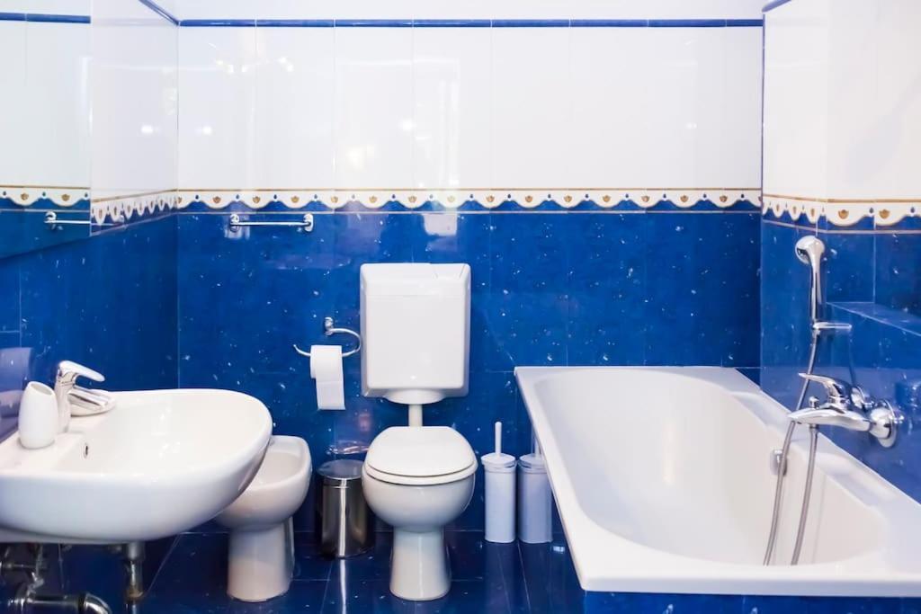 Palazzo Alvera Grand Canal Apartment Venice