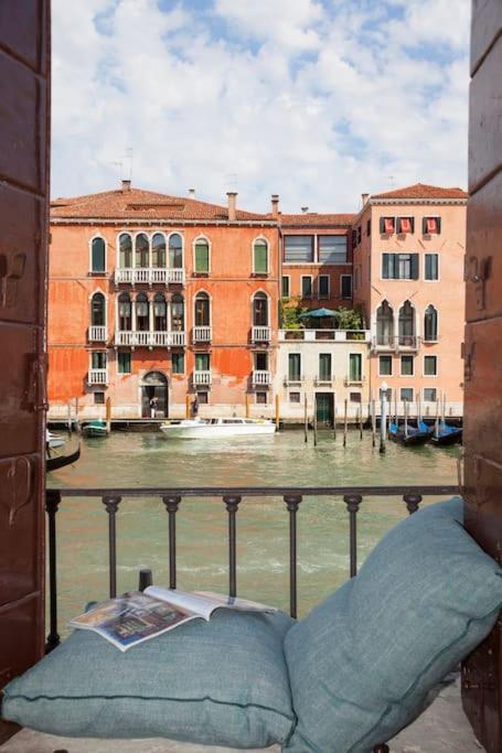 Apartment Palazzo Alvera Grand Canal *
